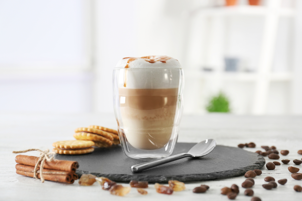 5 najlepszych dodatków, które odmienią twoje latte macchiato